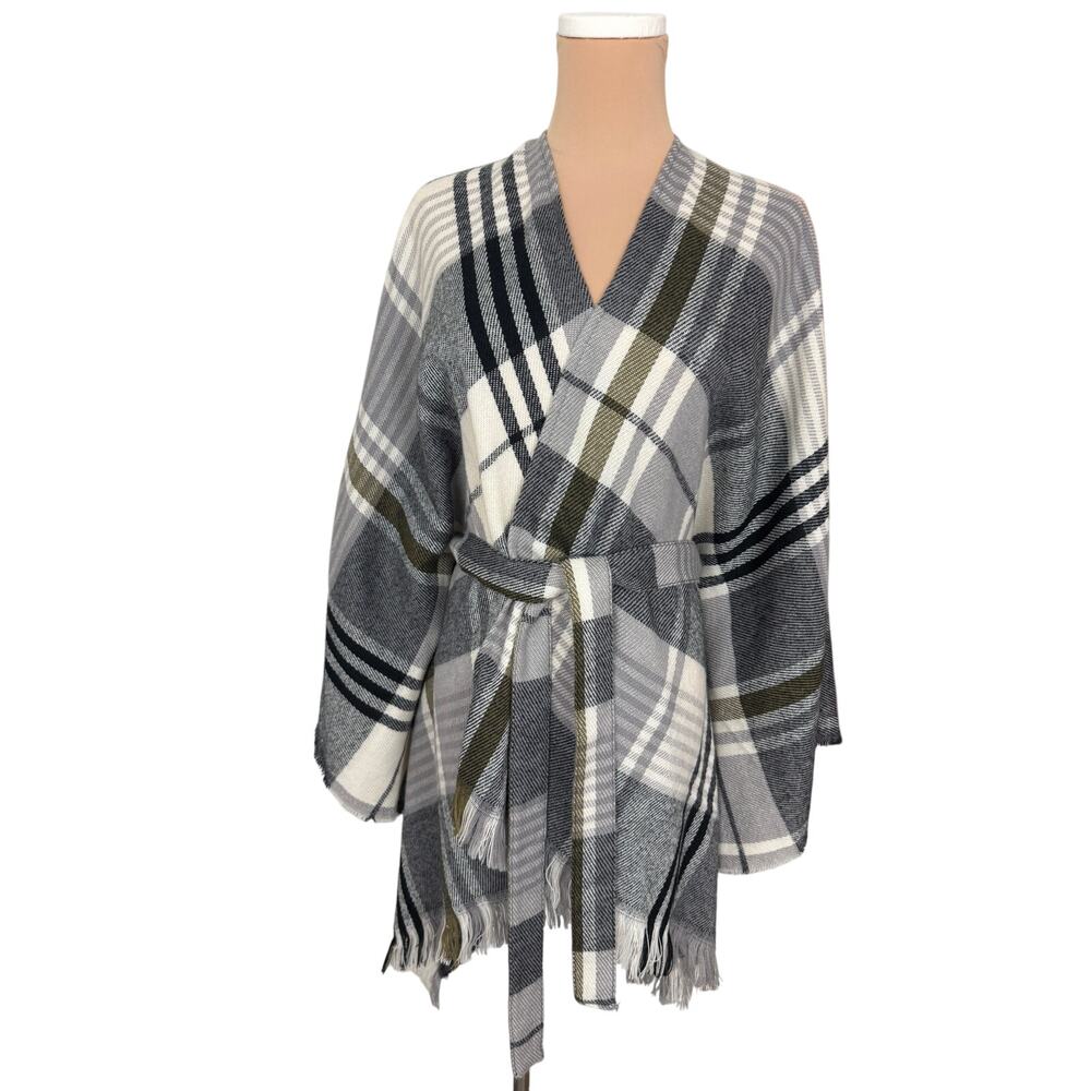 David & Young Plaid Blanket Scarf Wrap Sm/Med Fringe